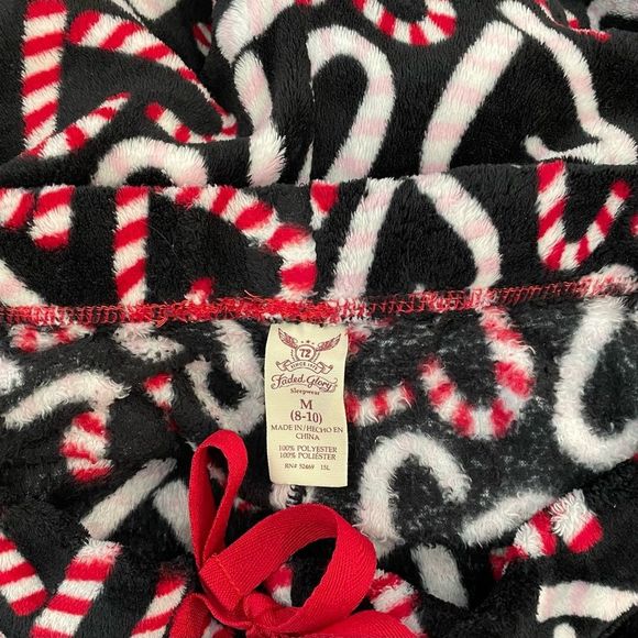 Faded Glory Heart Shaped Candy Canes on Black Fleece Background Size M (8-10) - Picture 3 of 3